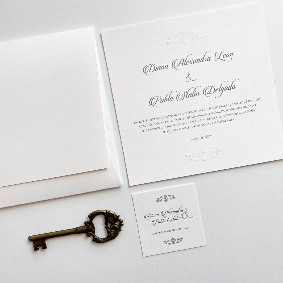 Invitación Premium "Clásica Antonia"