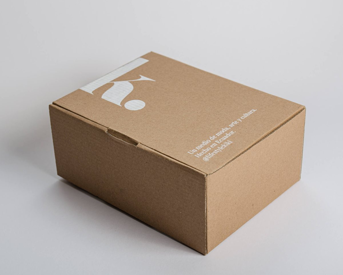 Caja de Envío Medium Pro (24x18x10 cm)